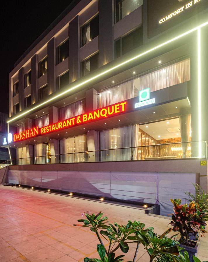 Hotel Diamond 26 Szúrat Kültér fotó